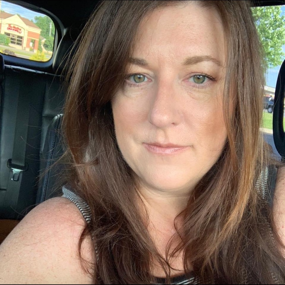 Meet your Posher, Pamela